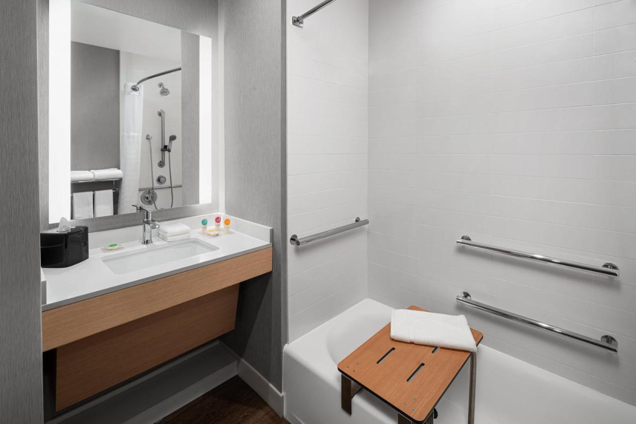 Hyatt Place Atlanta/Perimeter Center Sandy Springs Exterior photo